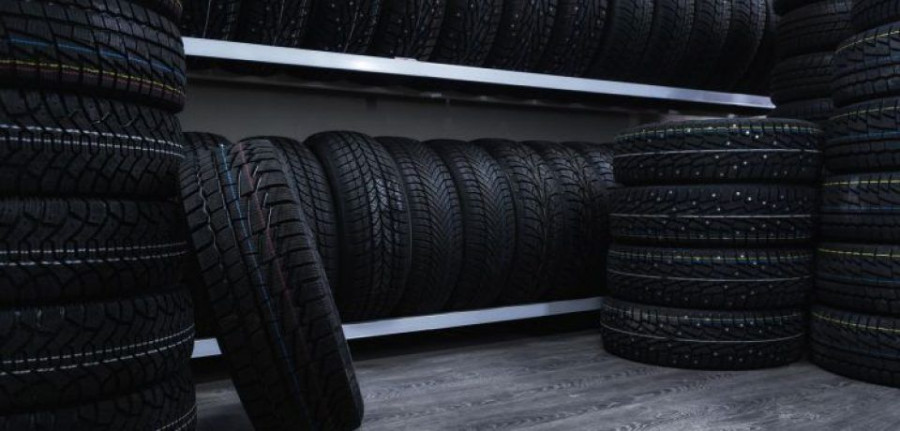 A Large Number Of Car Tires. Car Tire Store