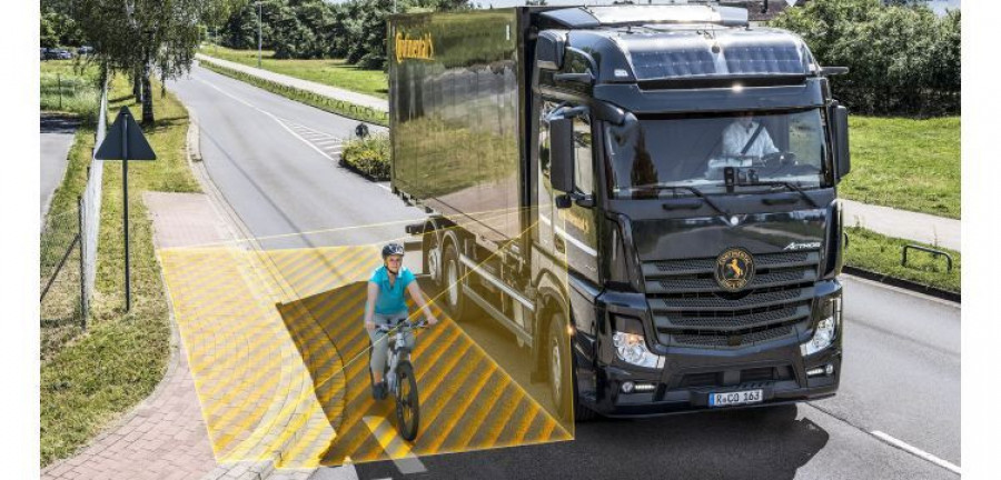 Continental sistema asistencia giro RightViu