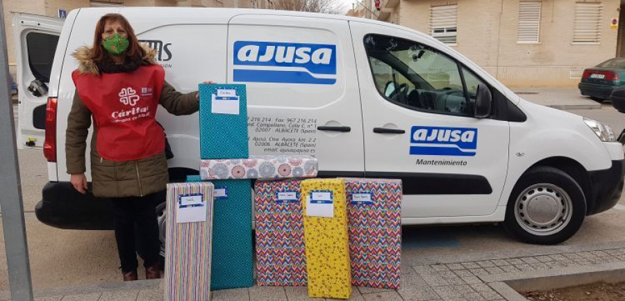 ajusa caritas regalos reyes