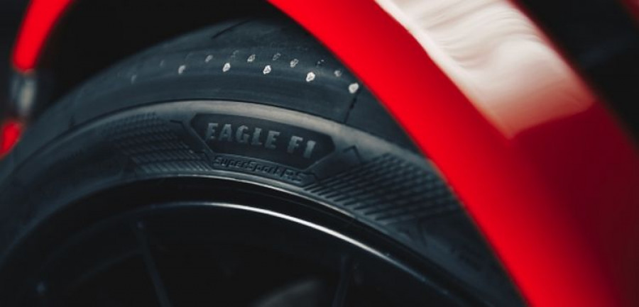 goodyear porsche taycan