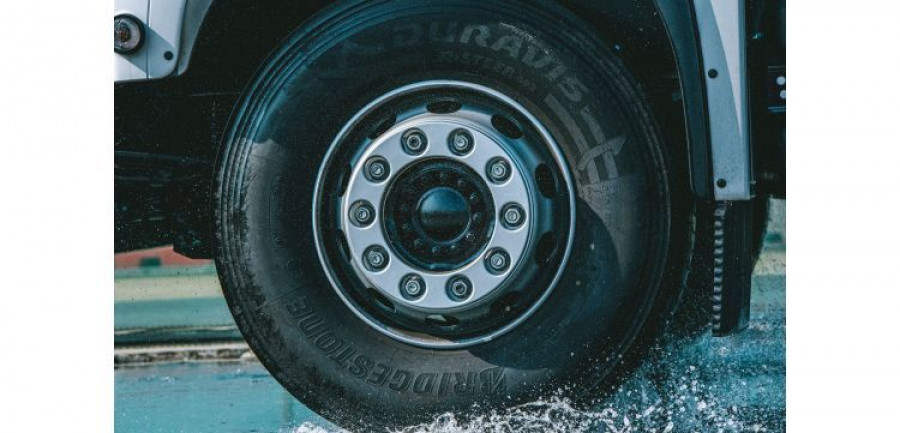Bridgestone Duravis R002 TUV SUD