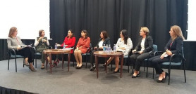 mesa mujeres CIRA debate