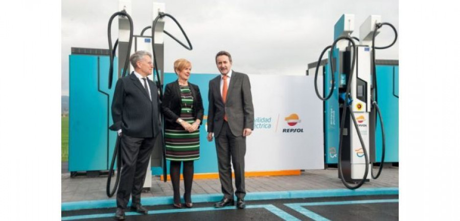 repsol estacion carga ultrarrapida