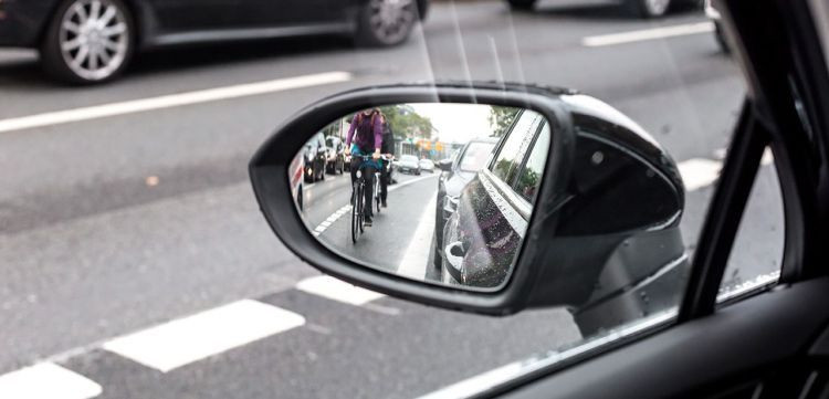 Tecnología ángulos muertos retrovisor