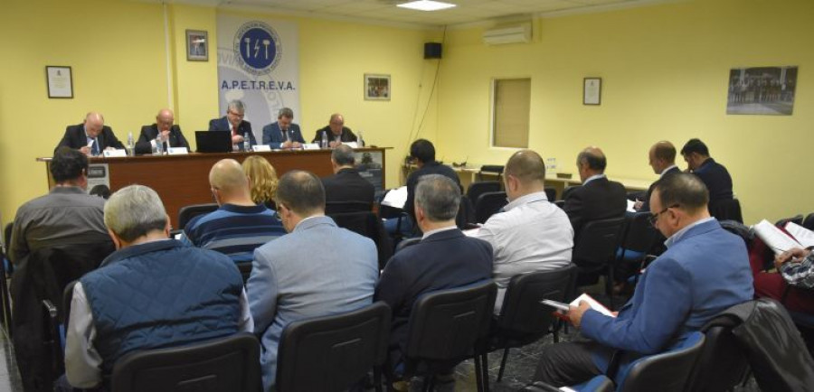 Apetreva talleres clandestinos asamblea