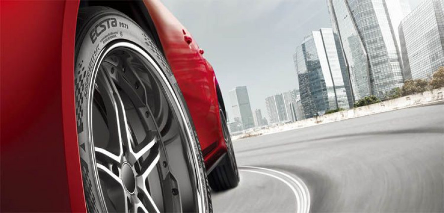 Kumho_Ecsta_PS71