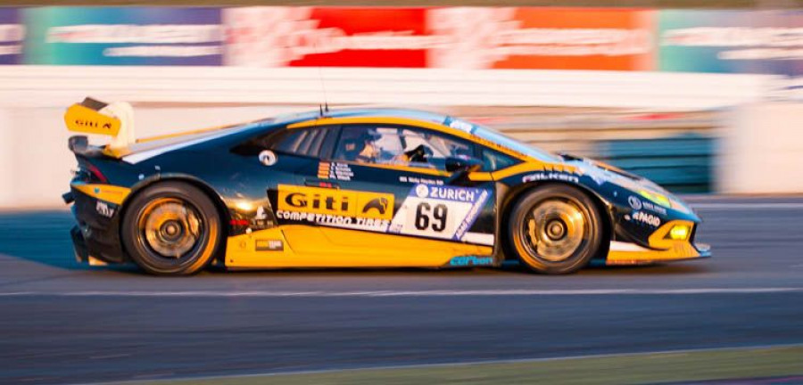 Equipo_DörrMotorsport_Git_Tire_24h_Nurburgring