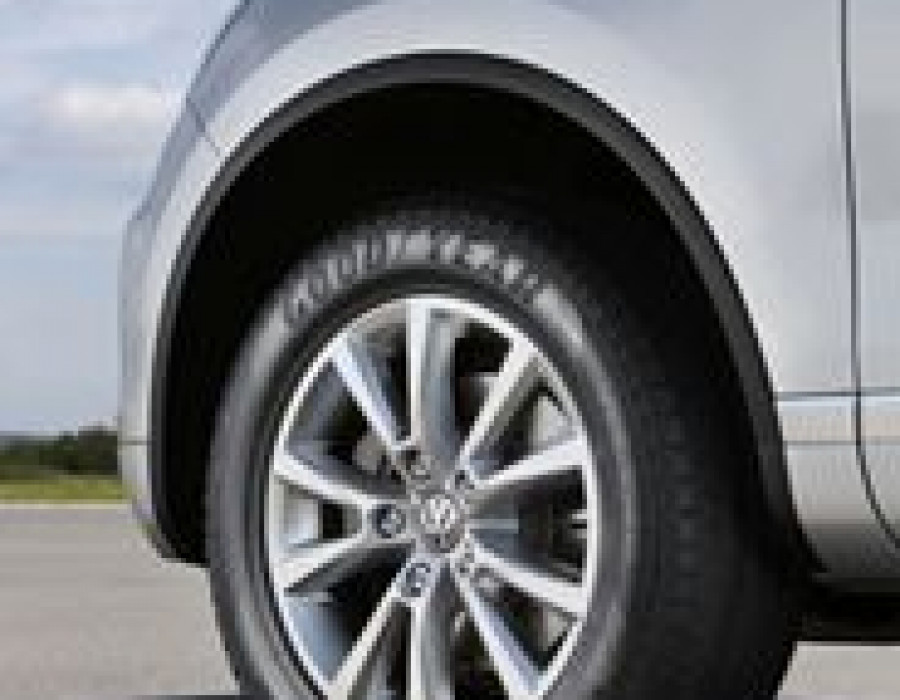 Goodyear_EfficientGrip-SUV