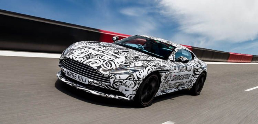 Aston_MartinDB11_Bridgestone_Italy