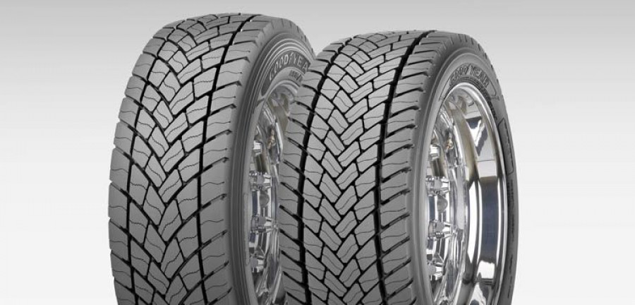 Goodyear_KMAX D_Low_Deck_Comparing