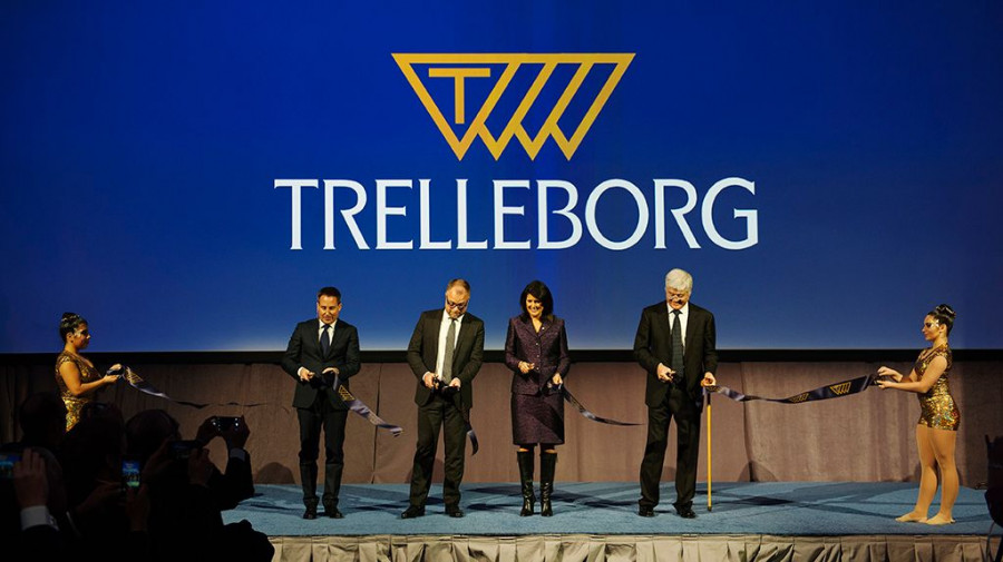 Trelleborg_RibbonCutting_1024