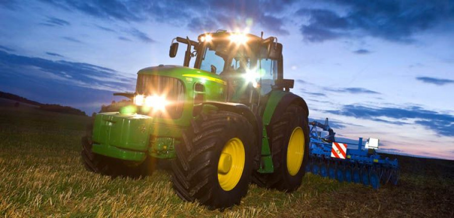 tractor_John_Deere_bridgestone_2