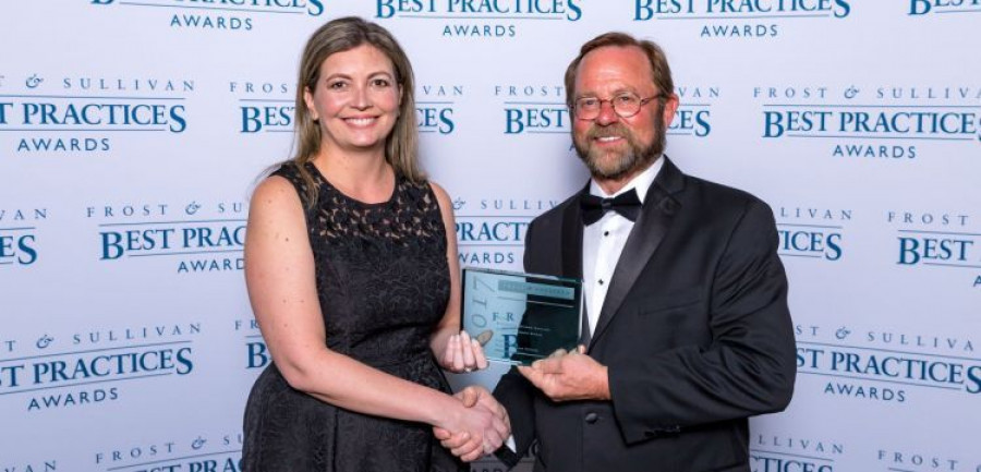 Axalta_Frost_and_Sullivan_premio