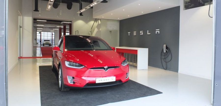 tesla