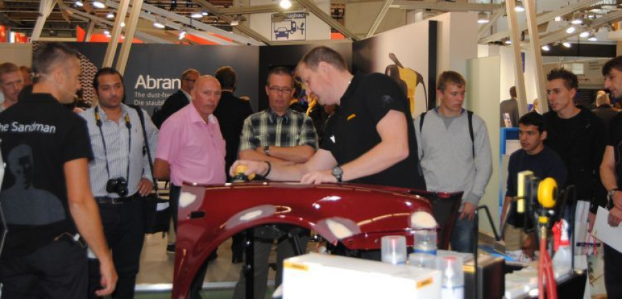 mirka_automechanika