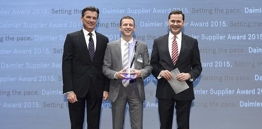 Axalta_Wins_Daimler_Supplier_Award