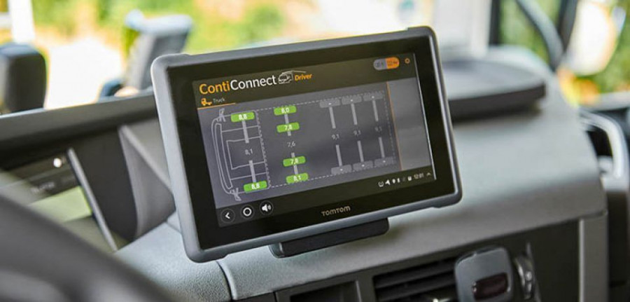 ContiConnect_Display_TomTom