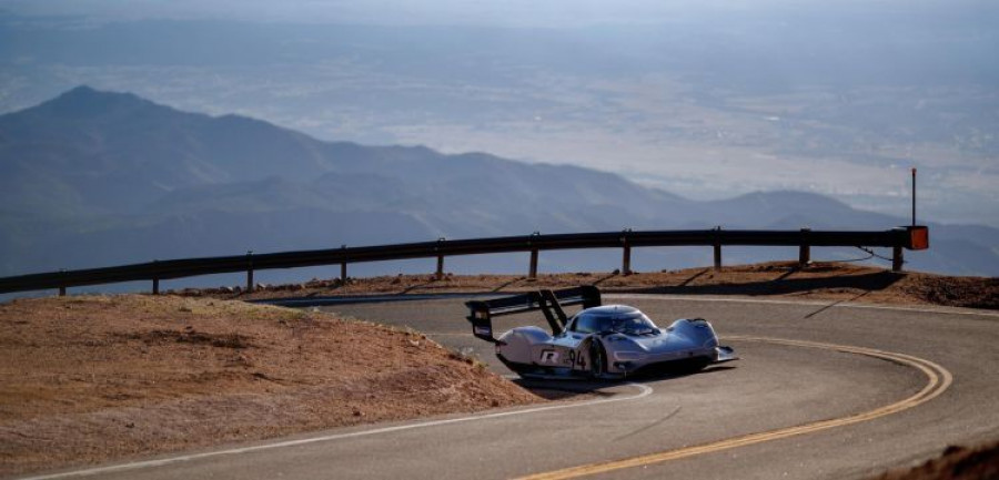 i-d-r-pikes-peak_volkswagen