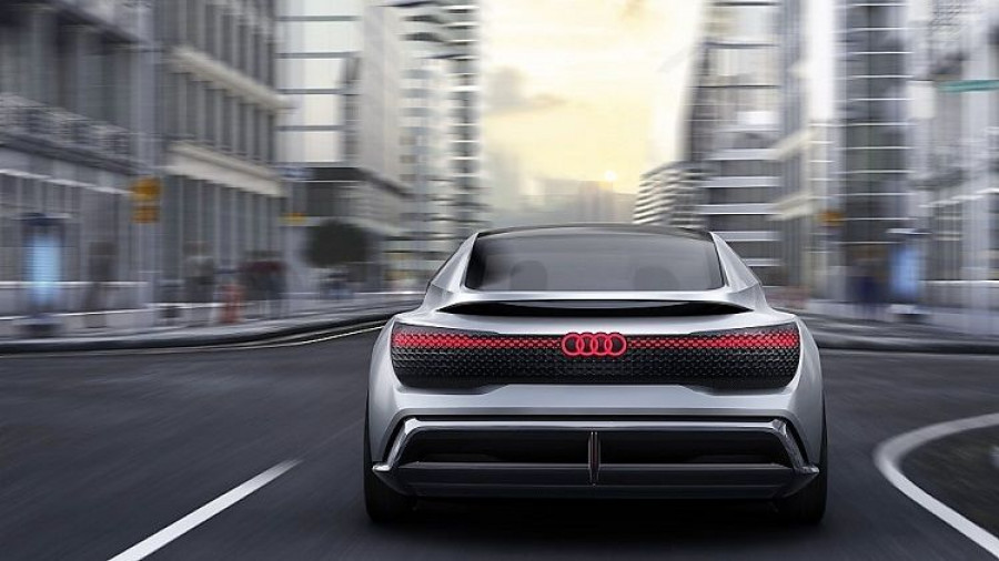 Audi-planea-vender-800.000-vehiculos-electrificados-en-2025-960x639