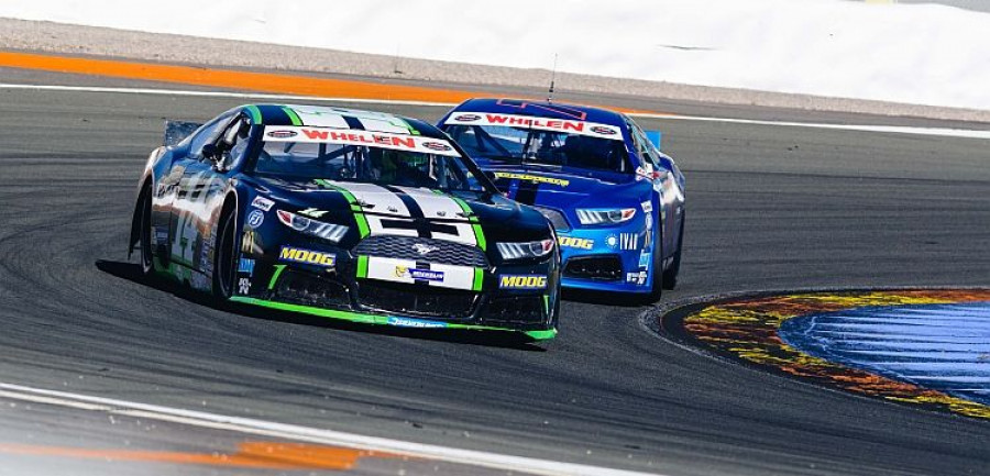 MOOG_NASCAR_1