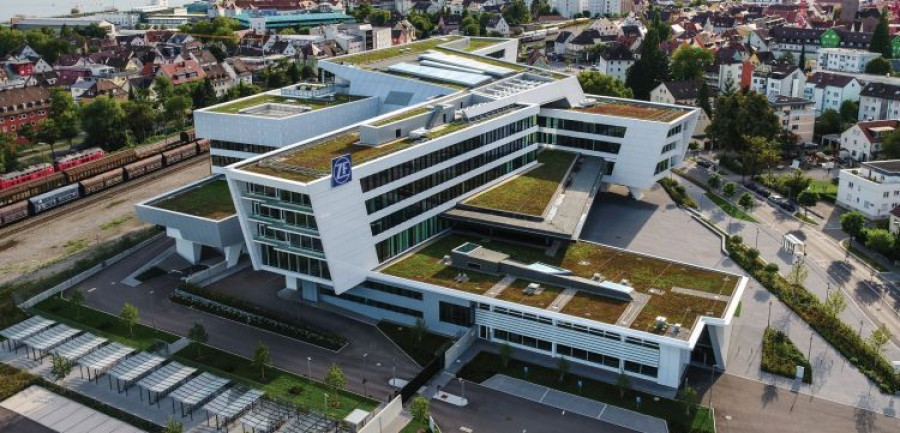 ZF Forum Friedrichshafen - Aerial view // Luftaufnahme