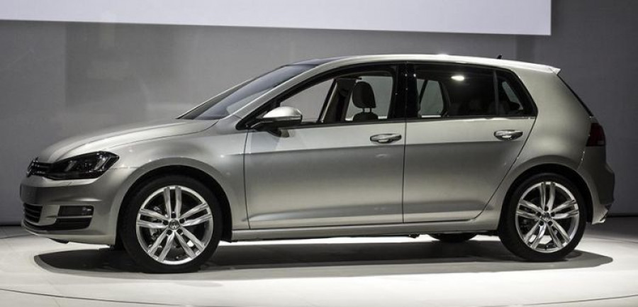 volkswagen_golf_2015_aecosan