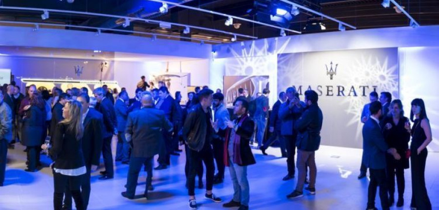 Opening Maserati Tayre