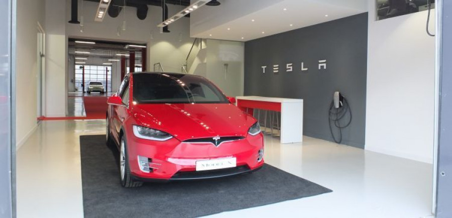 tesla