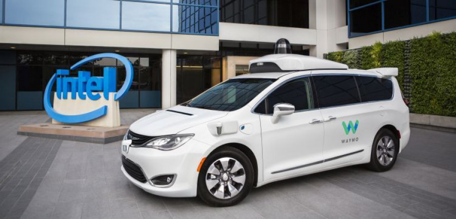 Intel_Waymo_minivan