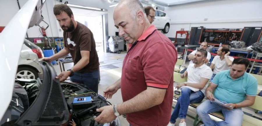 curso_electricos_galicia