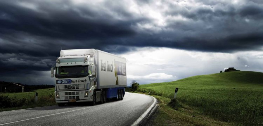 TRUCK_VOLVO_TEST_XTL_FUCHS