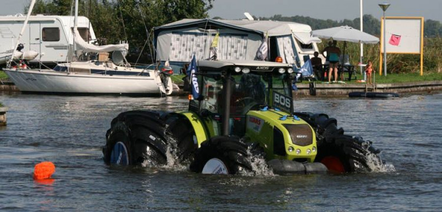 mitas_tires_walk_water