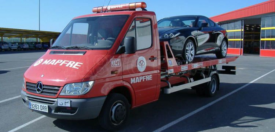 Grua_asistencia_carretera_mapfre