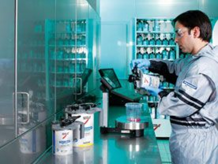 2011_Hi-TEC480_color_mixing
