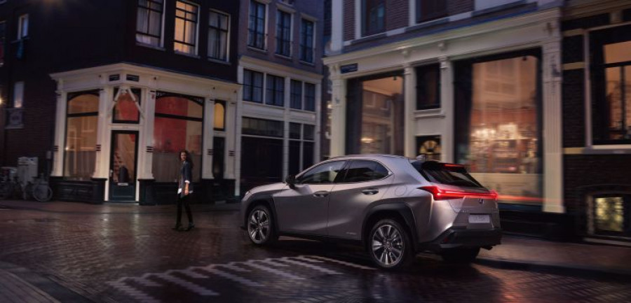 Sistema avas lexus