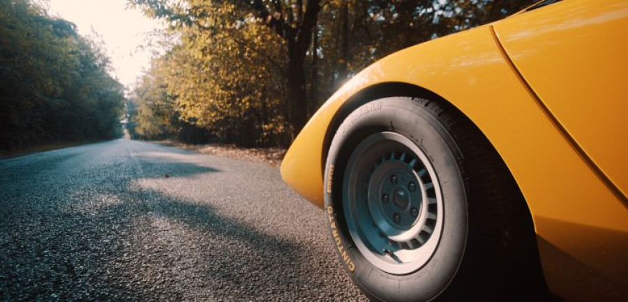 Lamborghini Countach LP500 Pirelli apertura