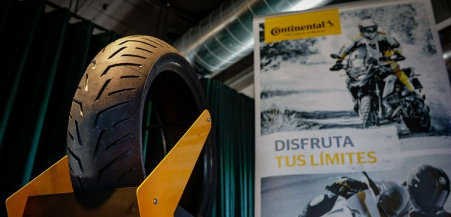 Continental Moto Hyper Touring neumatico