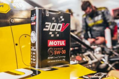 Motul nueva gama aceite 300V 2