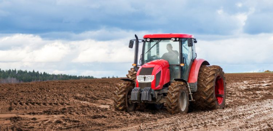 BKT neumaticos agricolas tractor