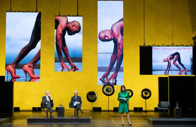 Pirelli 150 aniversario carl lewis