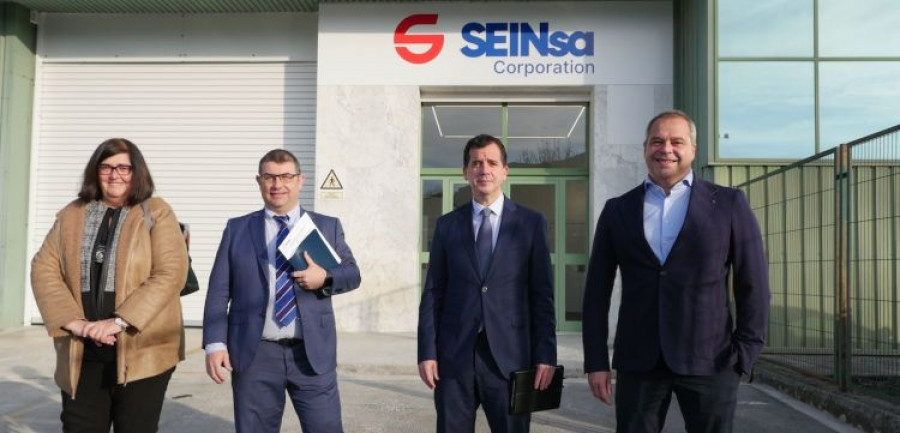 Foto familia seinsa visita consejero navarra