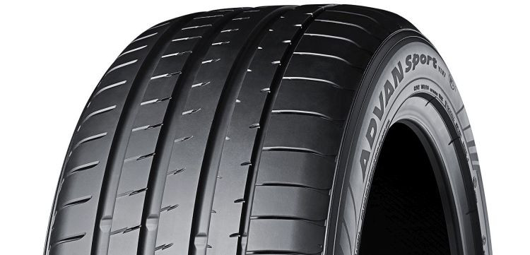 Yokohama Advan Sport V107 Mercedes AMG EQS 53 4MATIC