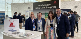 Axalta refinish stand congreso faconauto