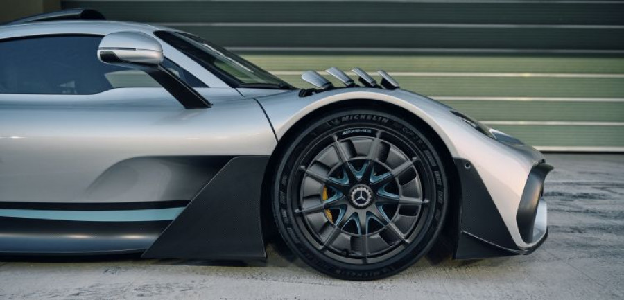 MICHELIN Pilot Sport Cup 2 R AMG ONE