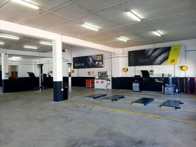 Confortauto algeciras taller interior