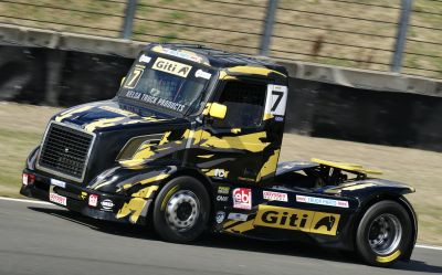 Camion Team Oliver giti