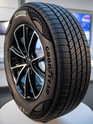Goodyear neumatico demostracion 2