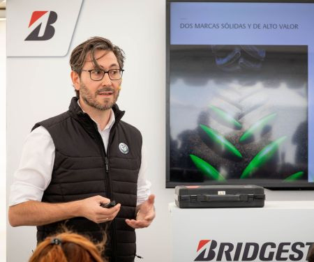 Jose Palomares, jefe de Negocio Agricola y OTR de la Region Suroeste de Bridgestone Europa