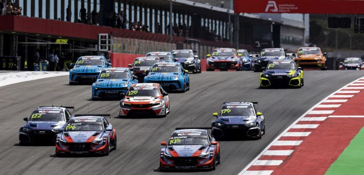 KUMHO TCR World Tour carreras