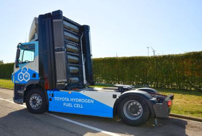 Toyota camion pila combustible 2